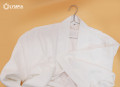 Áo choàng tắm Olympia hotel màu trắng