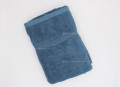 Khăn tắm Olympia Premium Anna màu xanh đậm